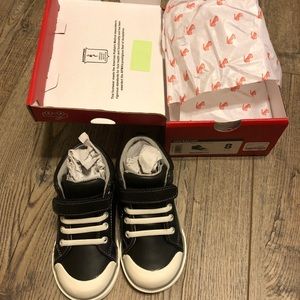 NIB See Kai Run Peyton Sneakers size 8